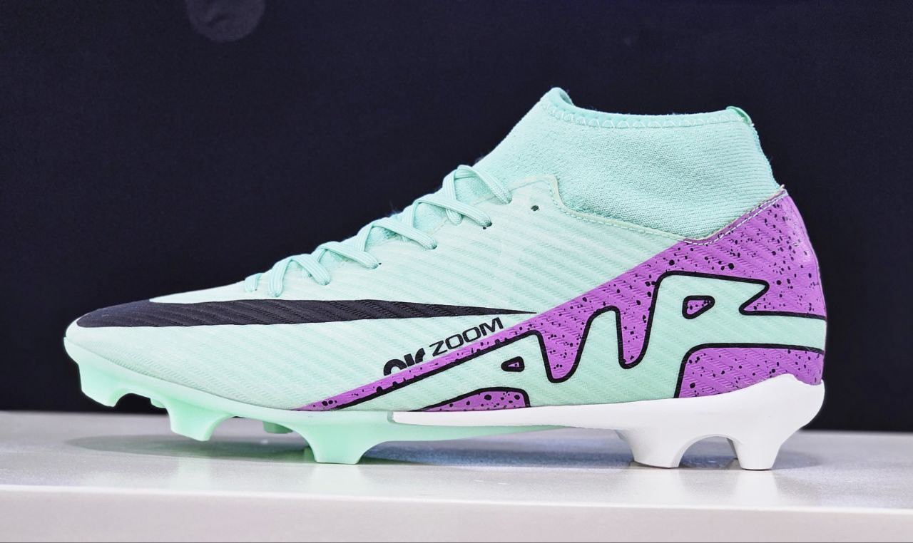 Air Zoom Superfly Pro / medium quality
